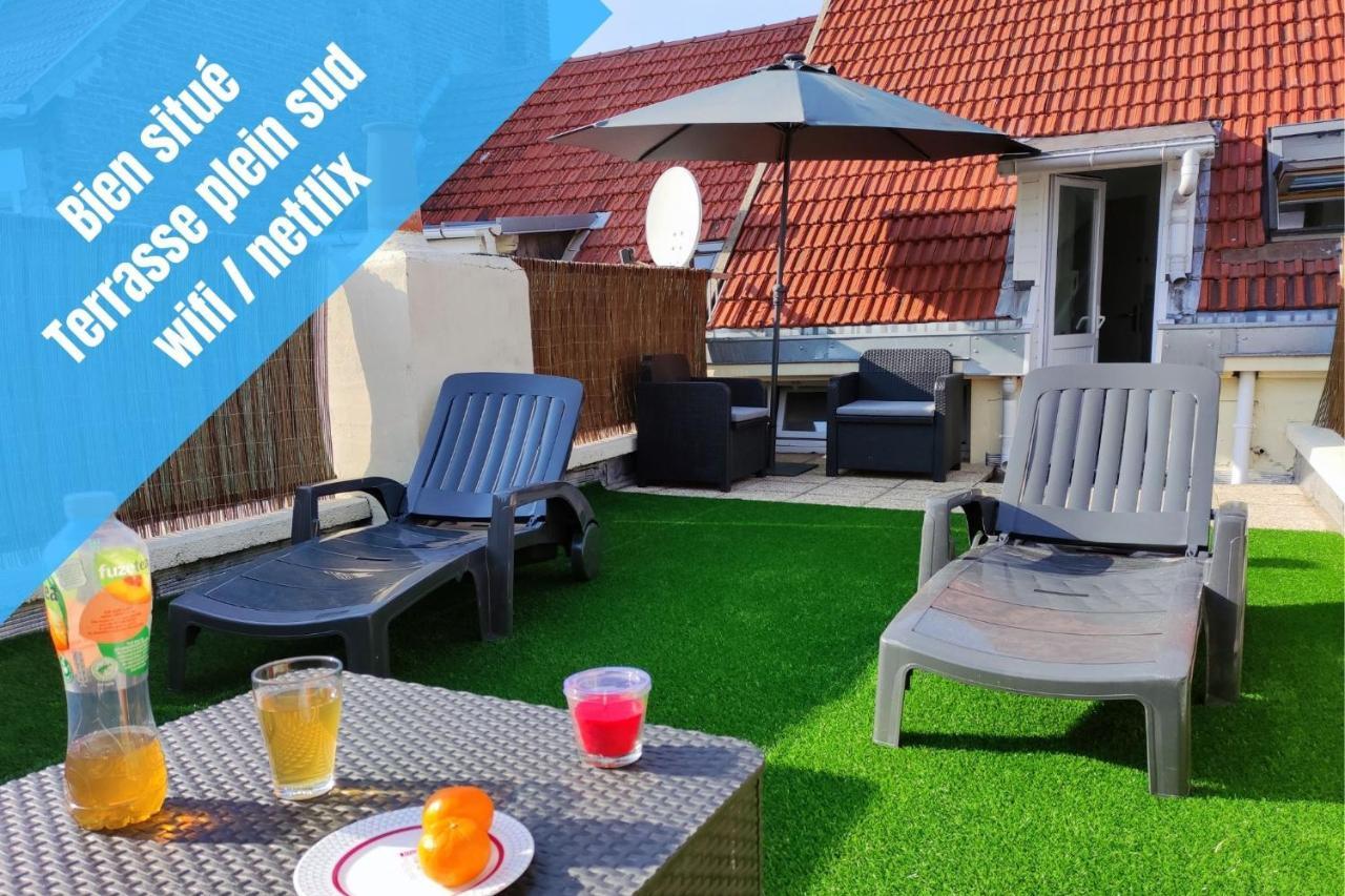 Apartament Joli Petit T2 Terrasse Proche Du Phare Calais Zewnętrze zdjęcie