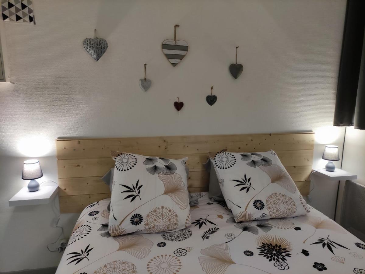 Apartament Joli Petit T2 Terrasse Proche Du Phare Calais Zewnętrze zdjęcie